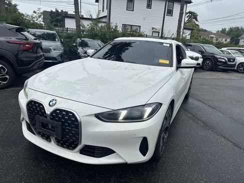 Used 2025 BMW 430i xDrive Coupe w/ Premium Package AWD/4WD image 3