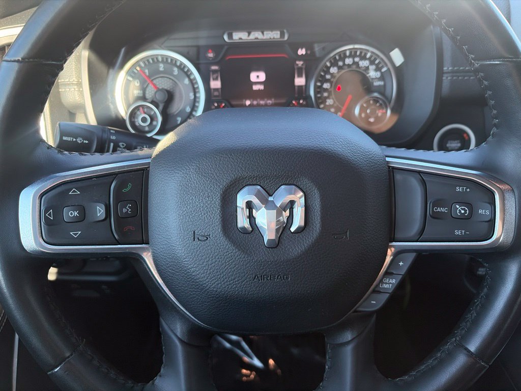 Used 2022 RAM 1500 Laramie AWD/4WD image 23