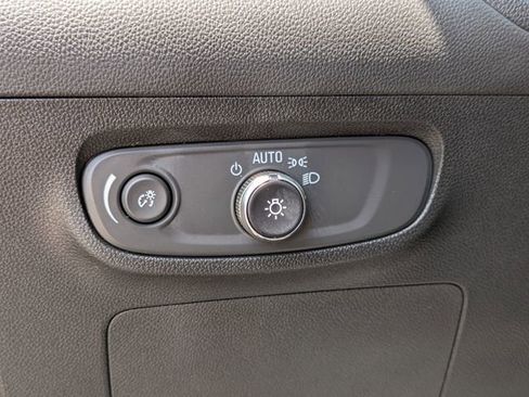 Used 2025 Buick Encore GX Preferred FWD image 21