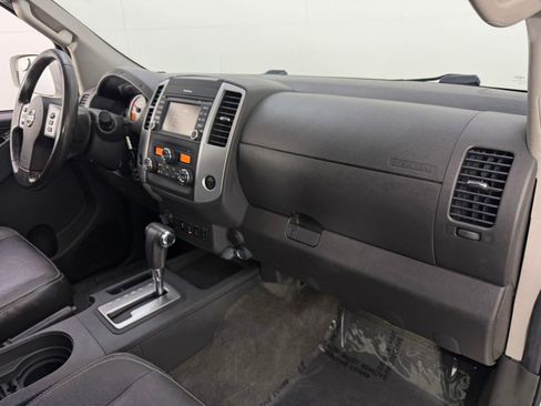 Used 2016 Nissan Frontier PRO-4X w/ Pro-4x Luxury Package image 14