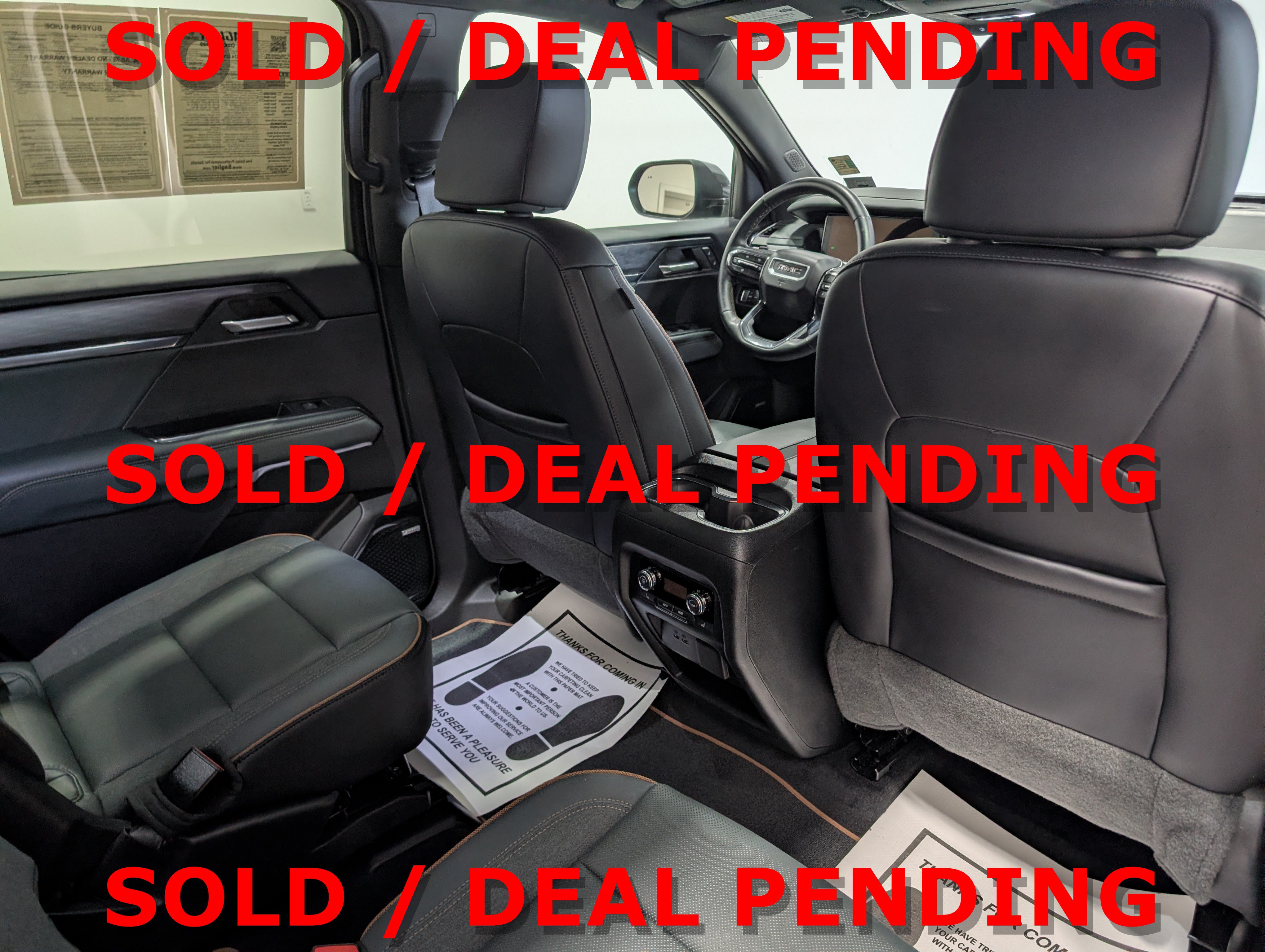 Used 2024 GMC Acadia AT4 w/ Luxury Package AWD/4WD image 17
