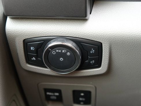 Used 2016 Ford F150 XLT w/ Equipment Group 301A Mid image 35