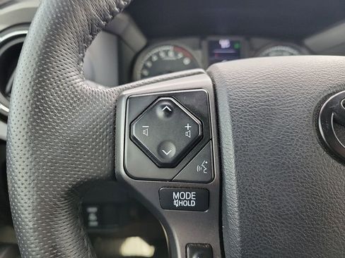 Used 2023 Toyota Tacoma TRD Sport image 21