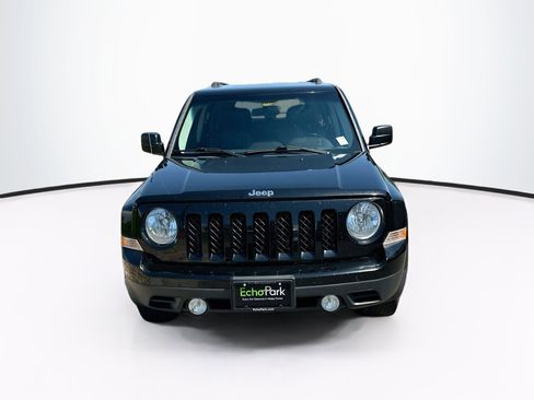 Used 2015 Jeep Patriot High Altitude AWD/4WD image 2