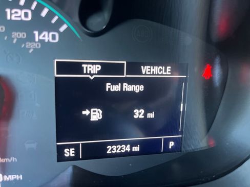 Used 2021 Chevrolet Trax LT w/ Driver Confidence Package image 26