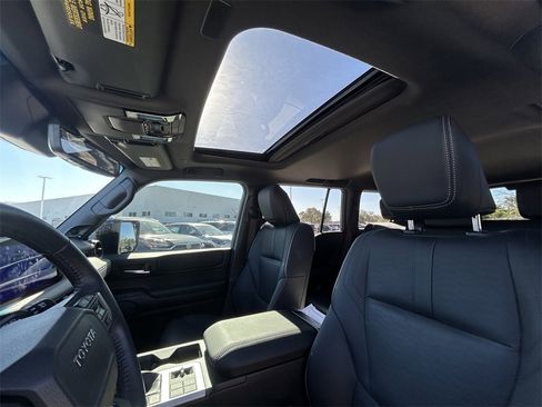 Used 2024 Toyota Land Cruiser image 12