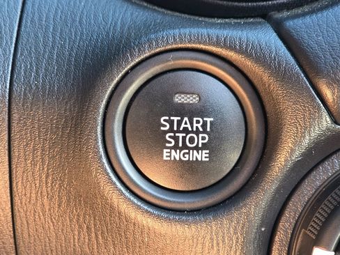 Used 2022 MAZDA MX-5 Miata Sport image 38