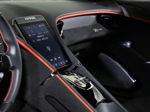 Used 2021 Ferrari Roma image 24