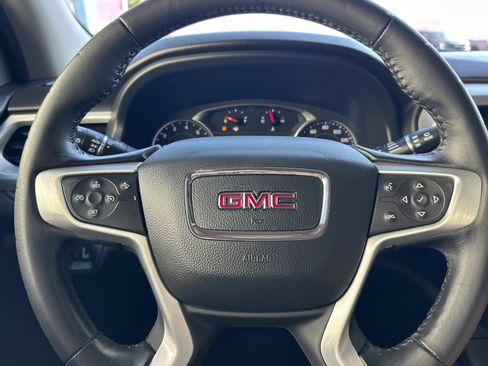 Used 2022 GMC Acadia SLT FWD image 32