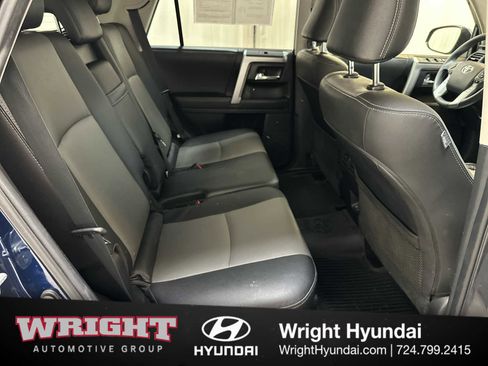 Used 2020 Toyota 4Runner SR5 Premium image 16