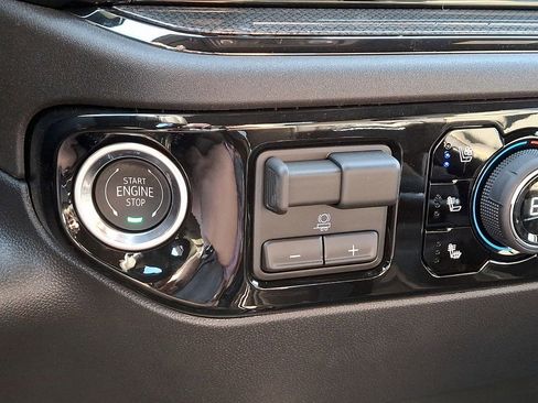 New 2026 Chevrolet Silverado 1500 ZR2 AWD/4WD image 16