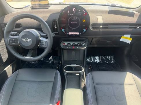 Certified 2026 MINI Cooper 4-Door Hardtop FWD image 18