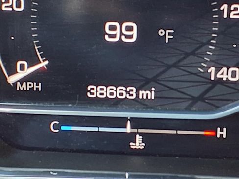 Used 2023 GMC Sierra 1500 Elevation image 35