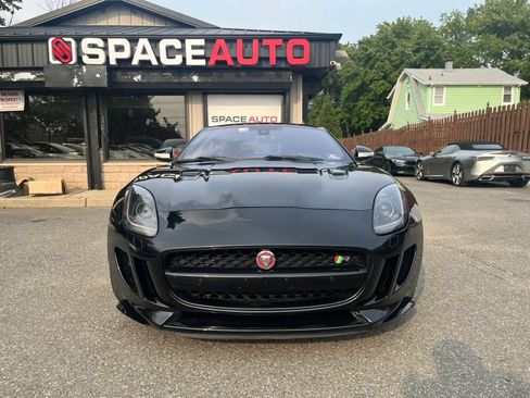 Used 2017 Jaguar F-TYPE R AWD/4WD image 2