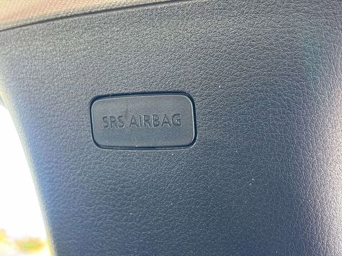 Used 2025 MAZDA MAZDA3 s FWD image 28