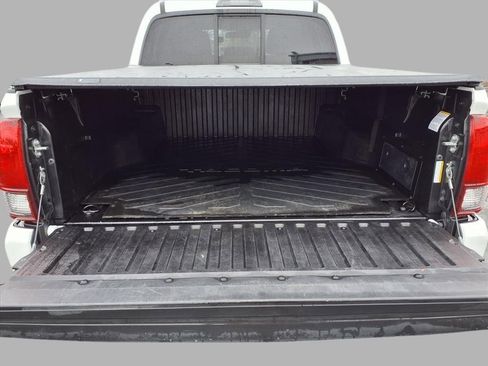 Used 2020 Toyota Tacoma SR image 25
