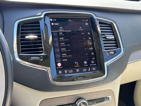 Certified 2023 Volvo XC90 B6 Ultimate w/ Protection Package Premier image 23