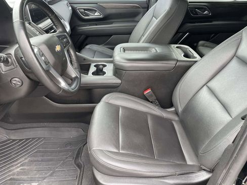 Used 2023 Chevrolet Tahoe LT w/ LT Signature Package image 13