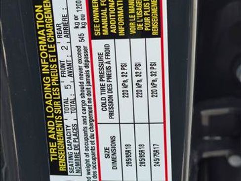 Certified 2024 Toyota Tacoma SR5 AWD/4WD image 21