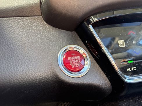 Used 2017 Honda HR-V EX image 14