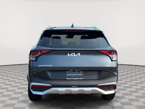 Used 2023 Kia Sportage EX AWD/4WD image 6