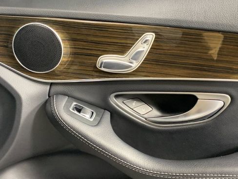 Used 2017 Mercedes-Benz C 300 Sedan image 39