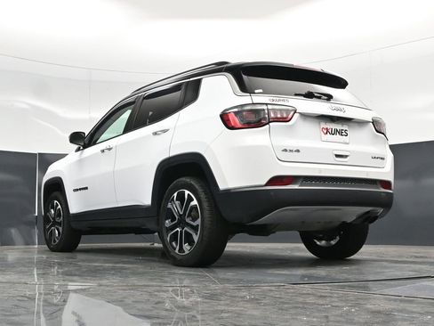 Used 2022 Jeep Compass Limited AWD/4WD image 66