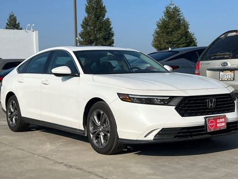 Used 2023 Honda Accord EX image 10