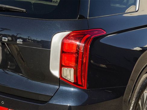 Used 2023 Hyundai Palisade Calligraphy image 6