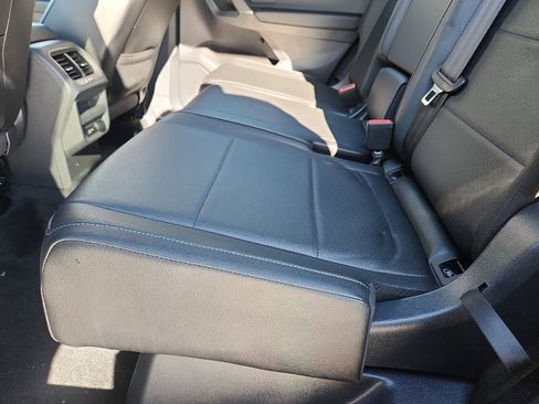 Used 2020 Volkswagen Tiguan SE R-Line w/ 3rd Row Seat Package image 27