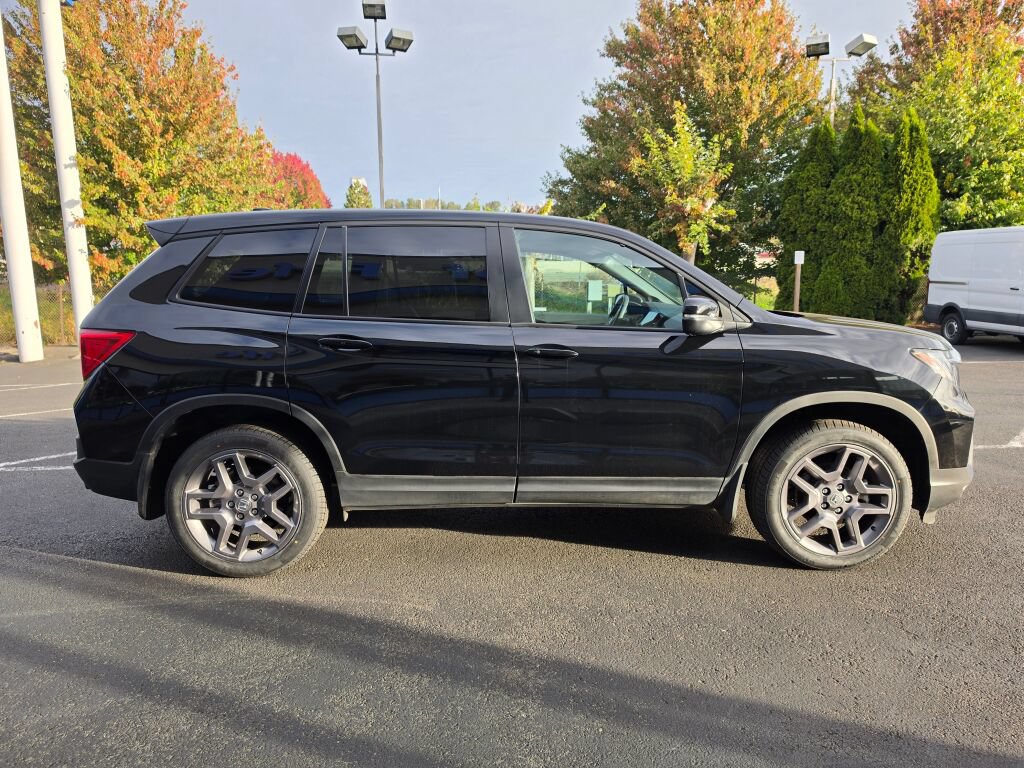 Certified 2023 Honda Passport EX-L image 6
