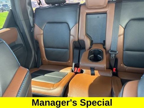 Used 2024 Ford Bronco Outer Banks w/ Sasquatch Package AWD/4WD image 35