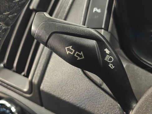 Used 2015 Ford Transit 150 XLT image 13