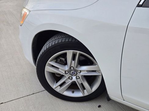 Used 2015 Volvo V60 T5 Premier image 34