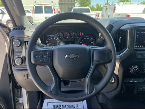 New 2026 Chevrolet Silverado 1500 Custom Trail Boss w/ LPO, Dark Essentials Package AWD/4WD image 19