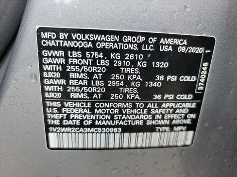 Used 2021 Volkswagen Atlas SE w/ Towing Package FWD image 24