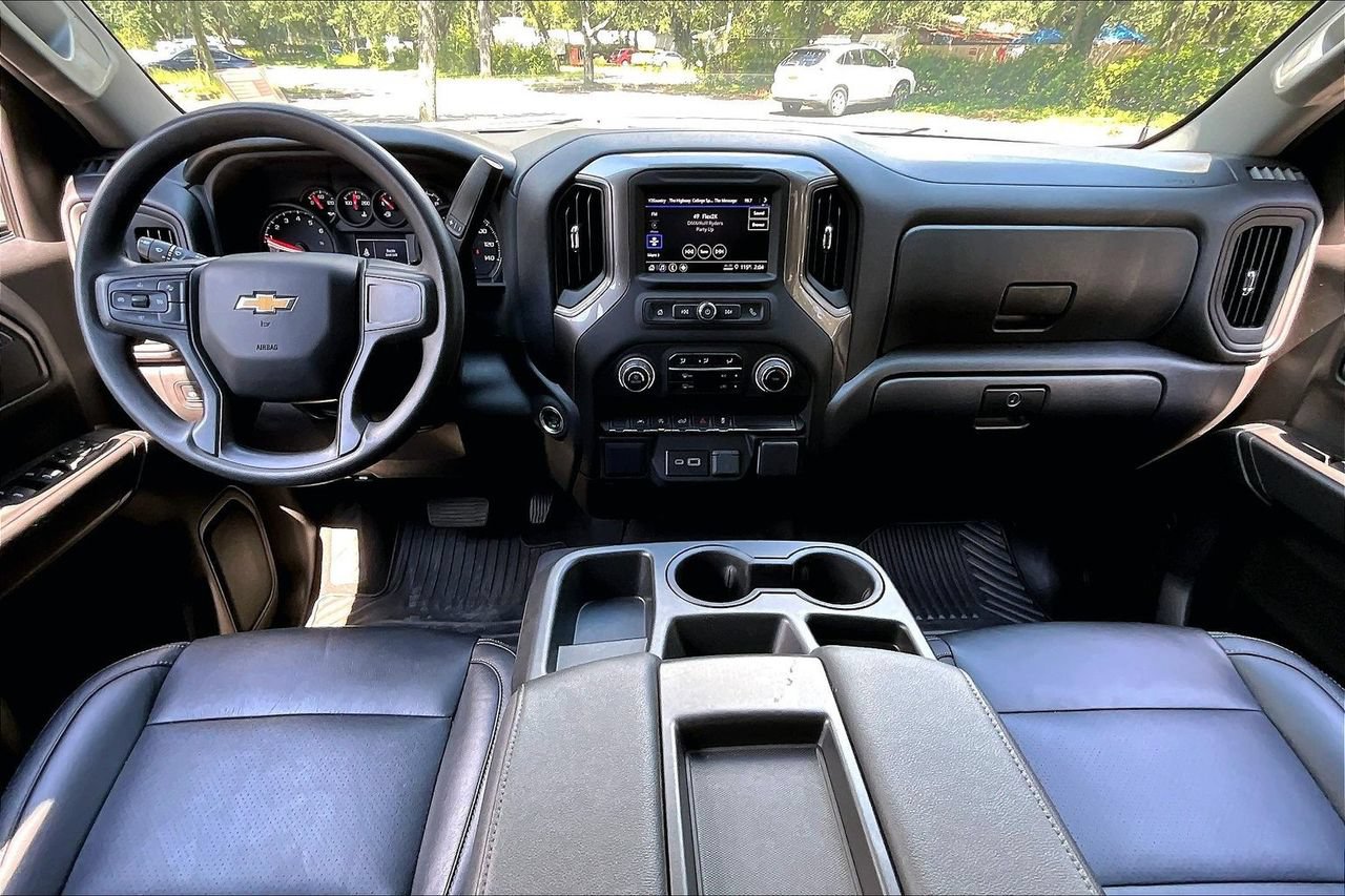 Used 2025 Chevrolet Silverado 1500 Custom AWD/4WD image 7