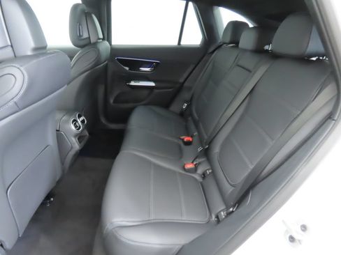Certified 2026 Mercedes-Benz GLC 300 image 21