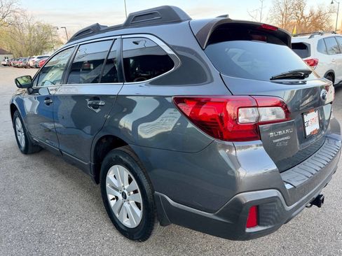 Used 2018 Subaru Outback 2.5i Premium AWD/4WD image 12