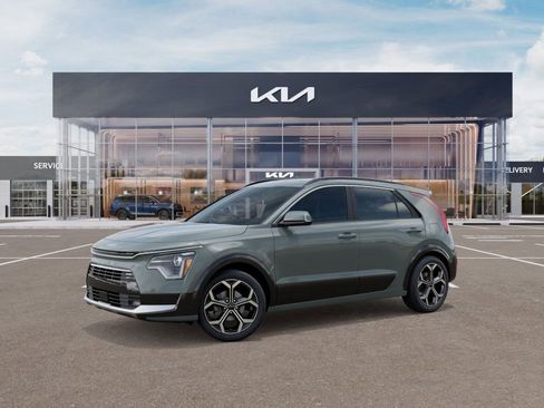 New 2025 Kia Niro EX Touring image 3
