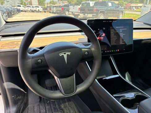 Used 2020 Tesla Model Y Long Range AWD/4WD image 5