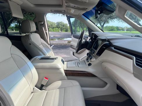 Used 2019 GMC Yukon Denali w/ Denali Ultimate Package RWD image 38