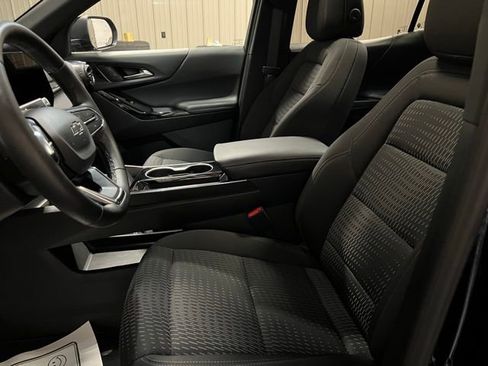 Used 2025 Chevrolet Equinox LT w/ Midnight Edition image 14