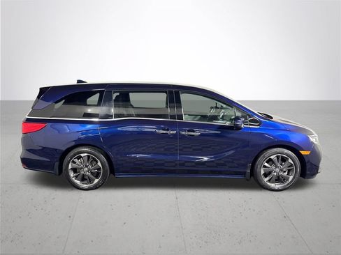 Used 2023 Honda Odyssey Elite image 5