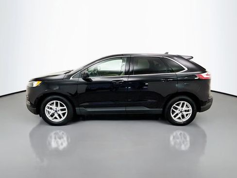 Used 2022 Ford Edge SEL w/ Convenience Package image 4