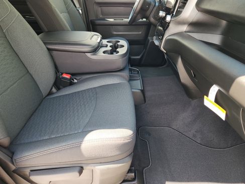 New 2026 RAM 3500 Tradesman AWD/4WD image 12