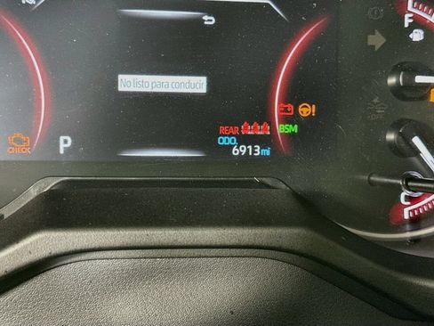 Used 2025 Toyota RAV4 LE AWD/4WD image 12