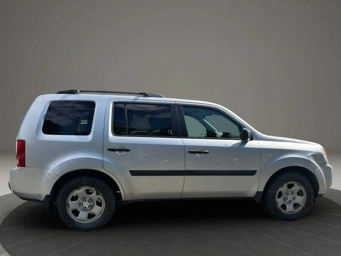 Used 2011 Honda Pilot LX image 4