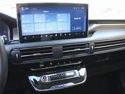 Used 2025 Lincoln Corsair Grand Touring w/ Equipment Group 301A image 7