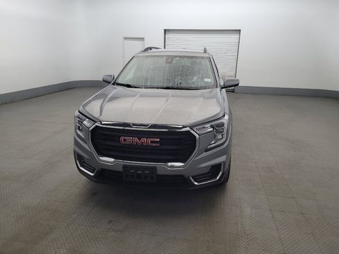 Used 2023 GMC Terrain SLE w/ Driver Convenience Package AWD/4WD image 15